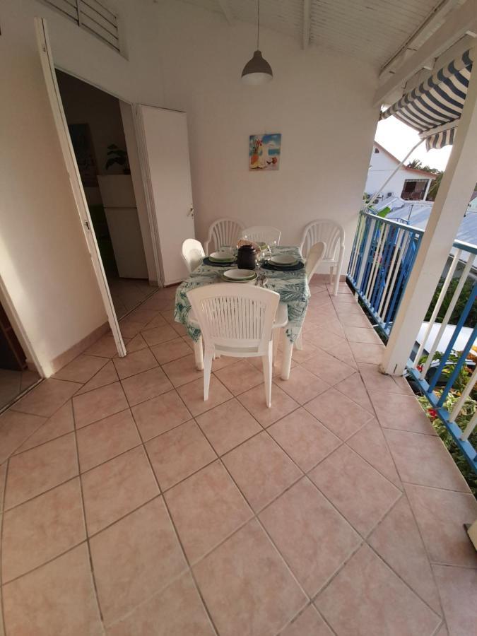 Appartamento 9 Lyly Location F3 Mezzanine Sainte-Anne Esterno foto