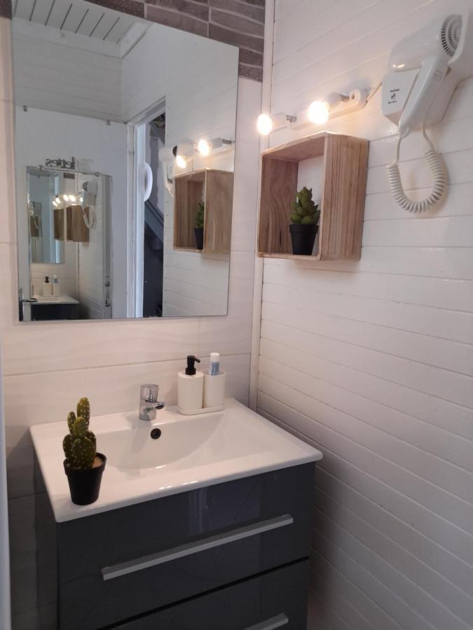 Appartamento 9 Lyly Location F3 Mezzanine Sainte-Anne Esterno foto