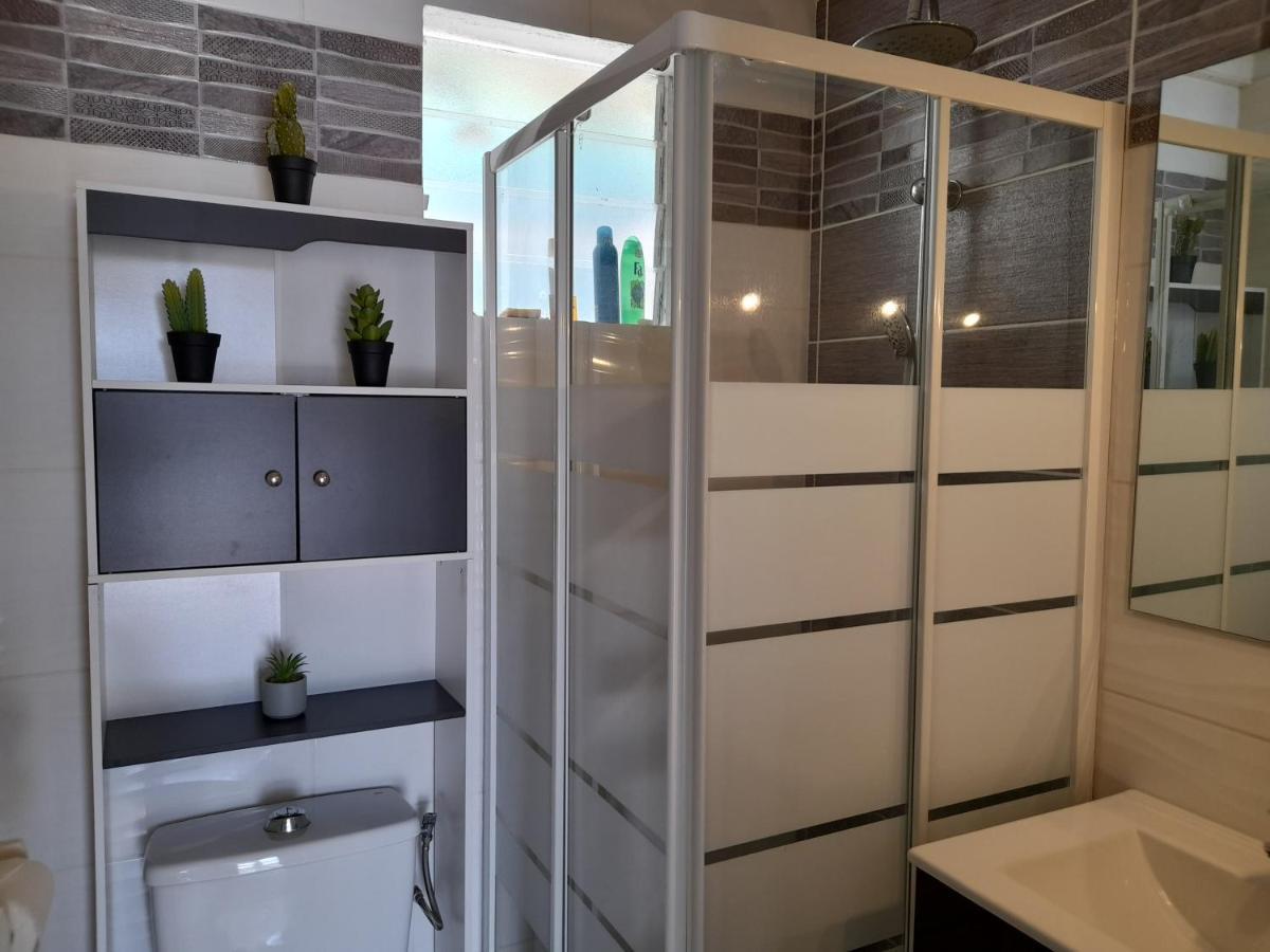 Appartamento 9 Lyly Location F3 Mezzanine Sainte-Anne Esterno foto