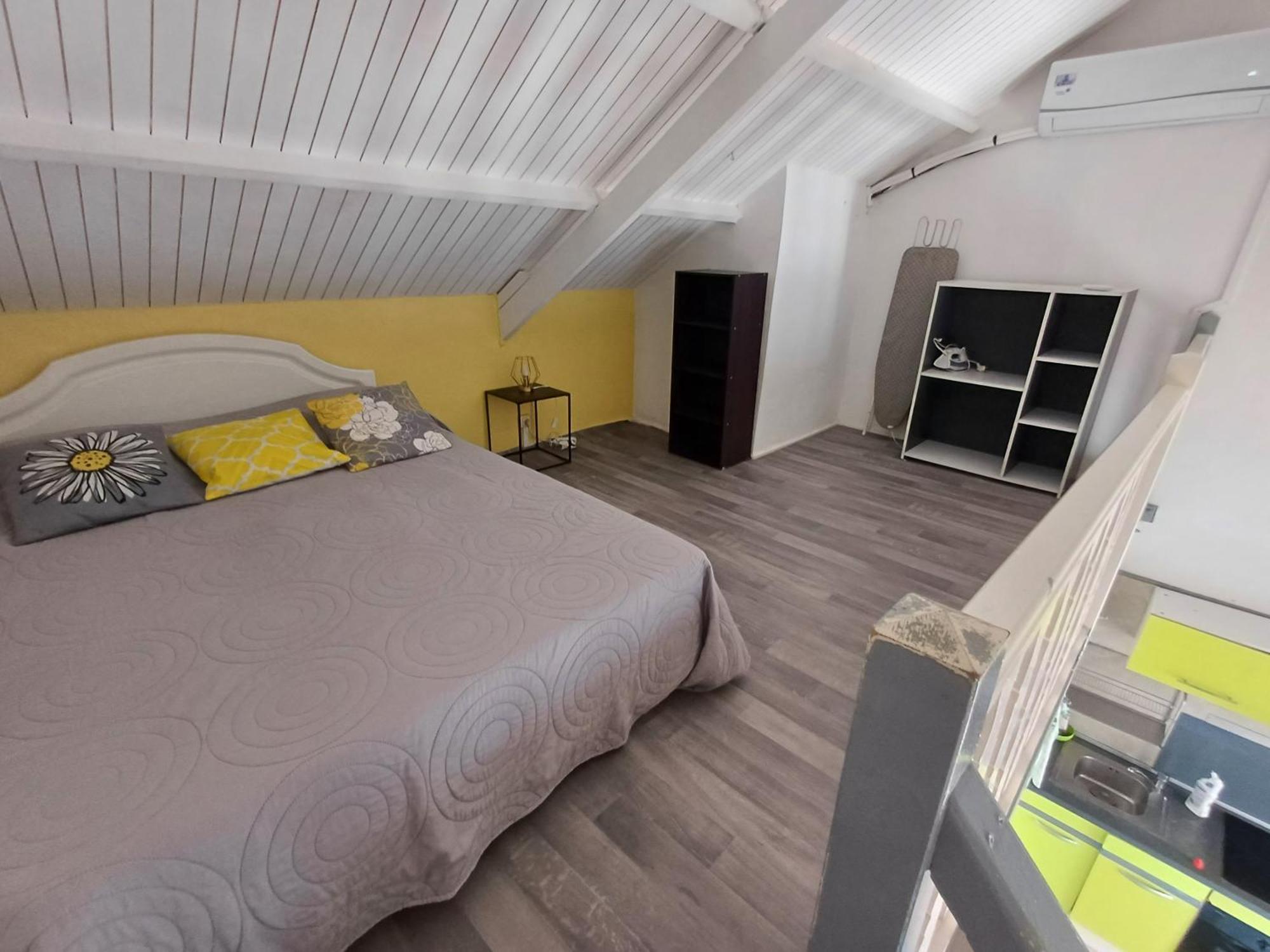 Appartamento 9 Lyly Location F3 Mezzanine Sainte-Anne Esterno foto