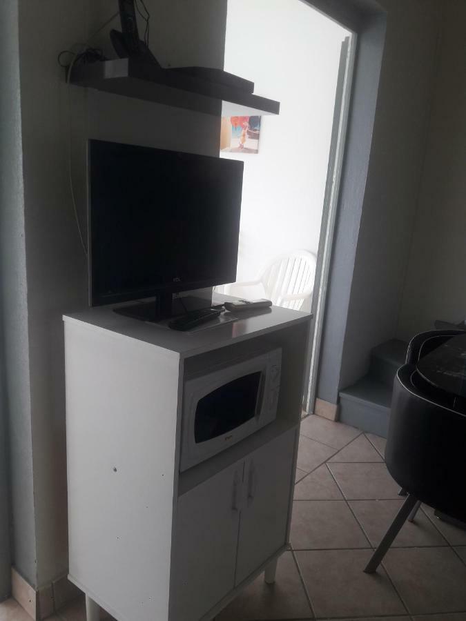 Appartamento 9 Lyly Location F3 Mezzanine Sainte-Anne Esterno foto